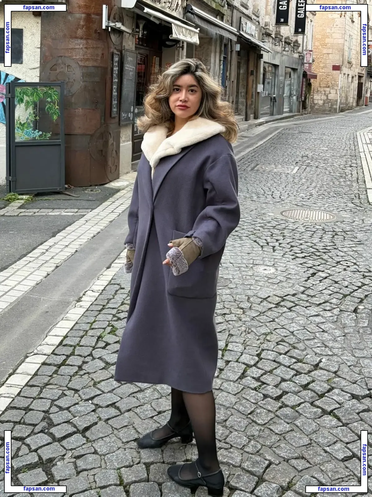 Elise ASMR голая фото #0025 с Онлифанс