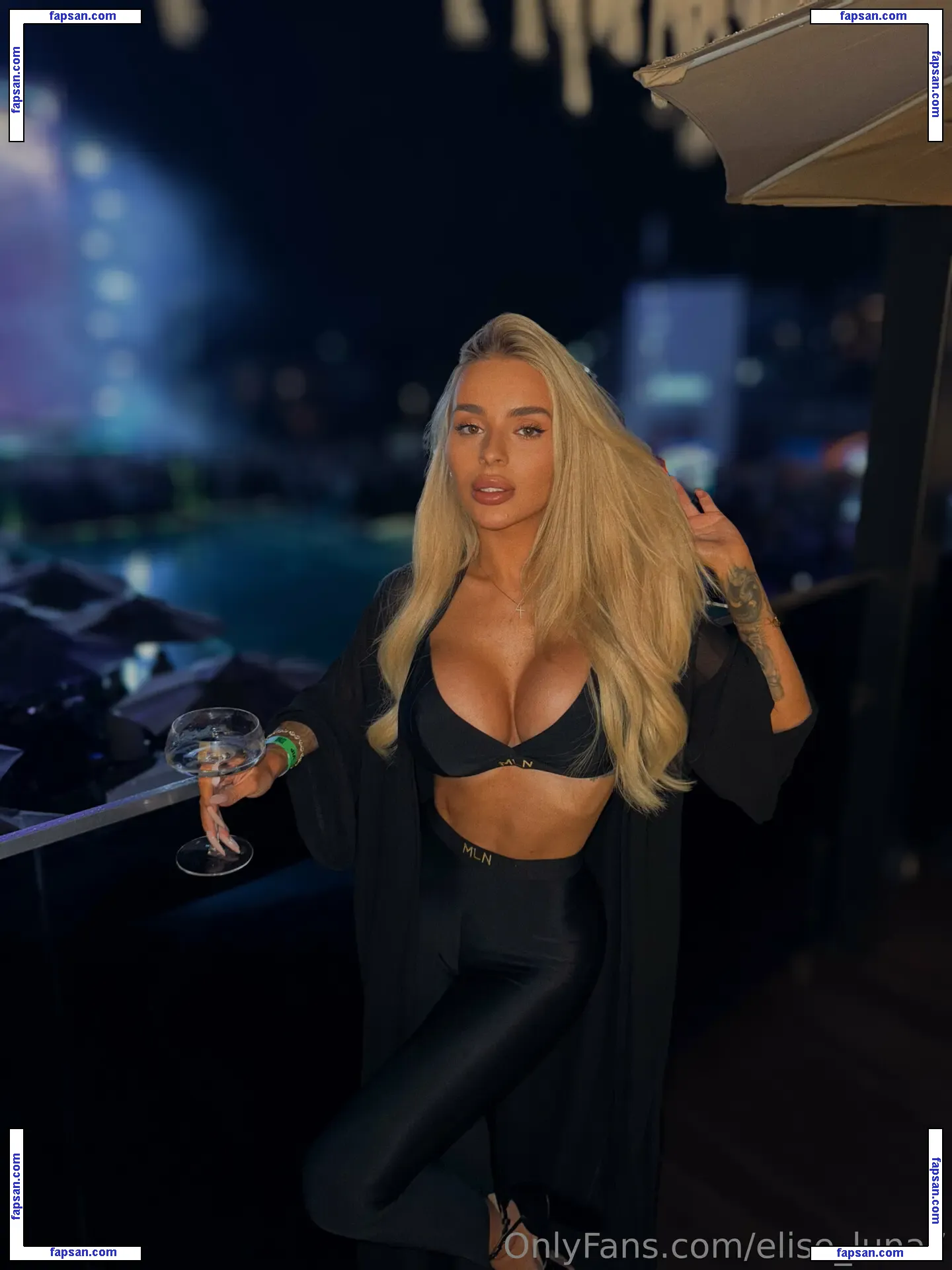 elise_luna7 nude photo #0055 from OnlyFans
