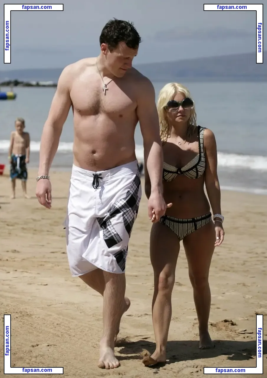 Elisha Cuthbert nude photo #0027 from OnlyFans