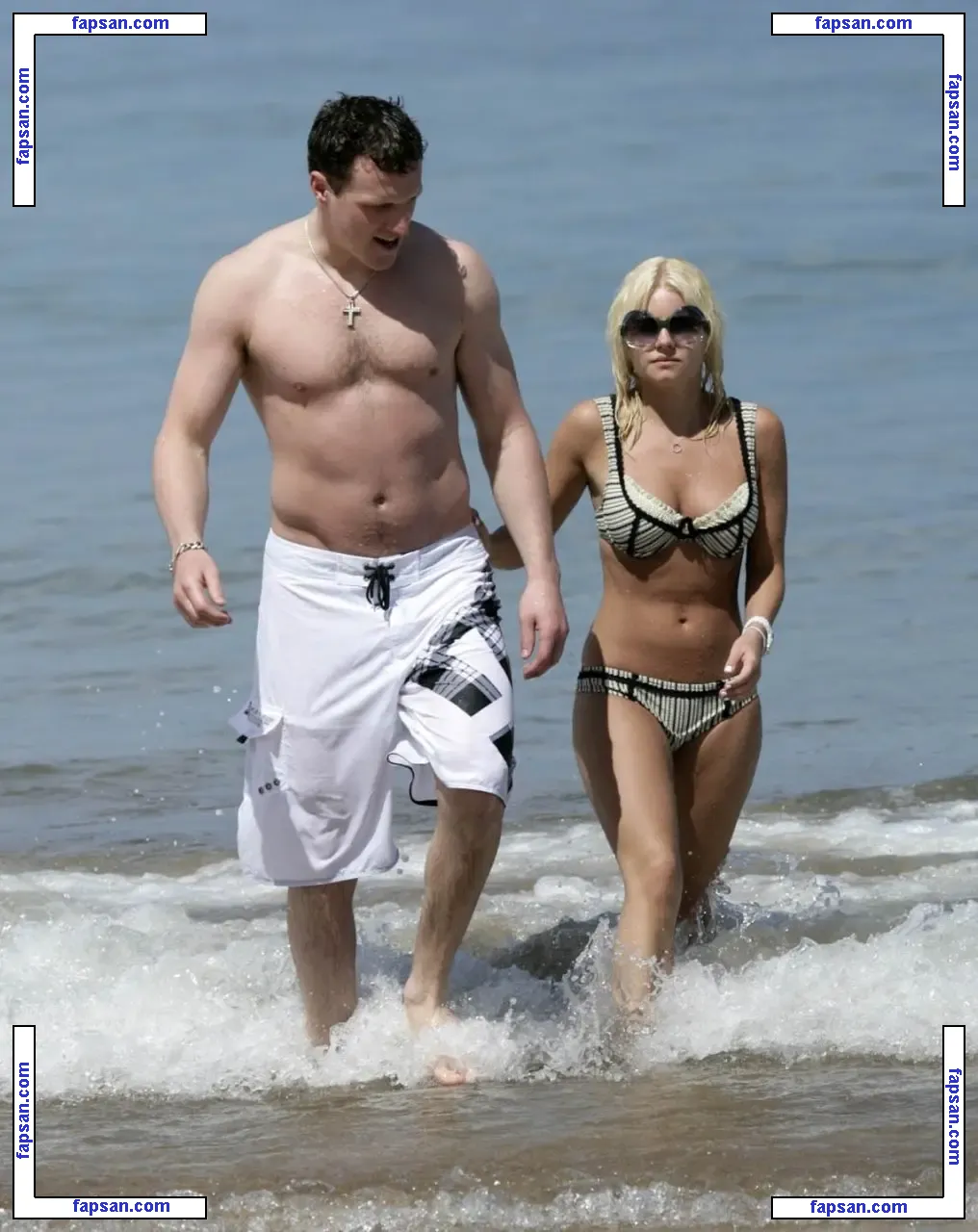 Elisha Cuthbert nude photo #0028 from OnlyFans