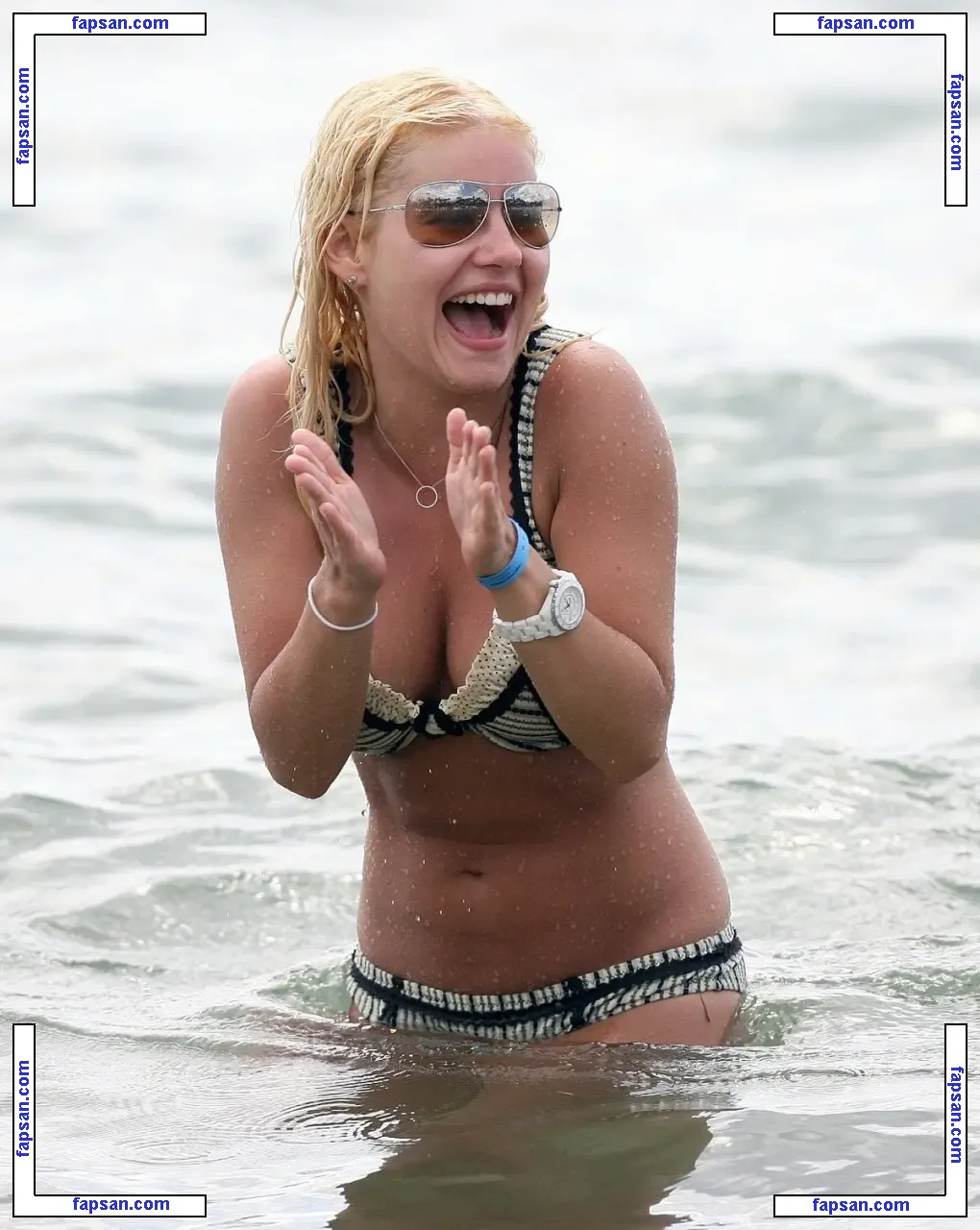 Elisha Cuthbert nude photo #0035 from OnlyFans