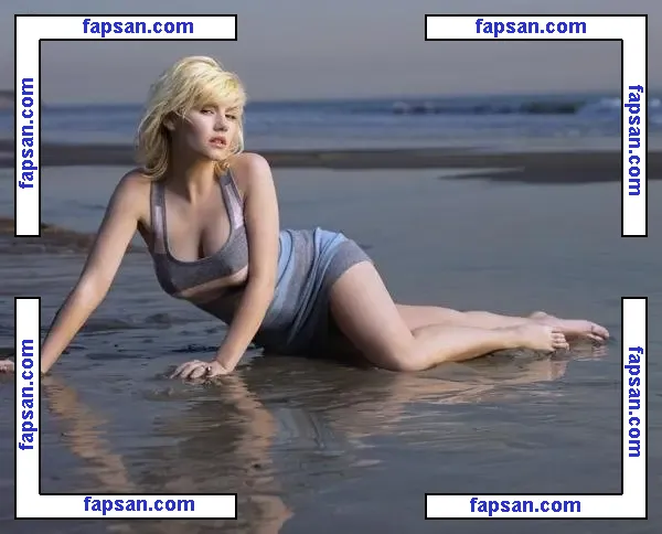 Elisha Cuthbert nude photo #0078 from OnlyFans