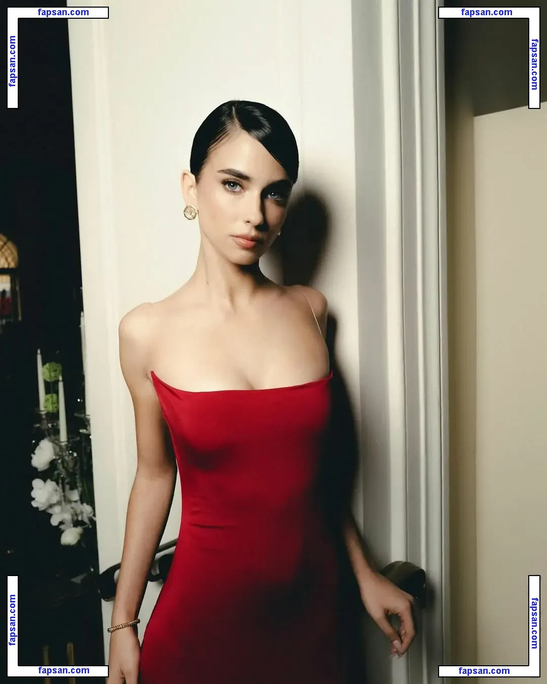 Elisha & Renee Herbert голая фото #0264 с Онлифанс