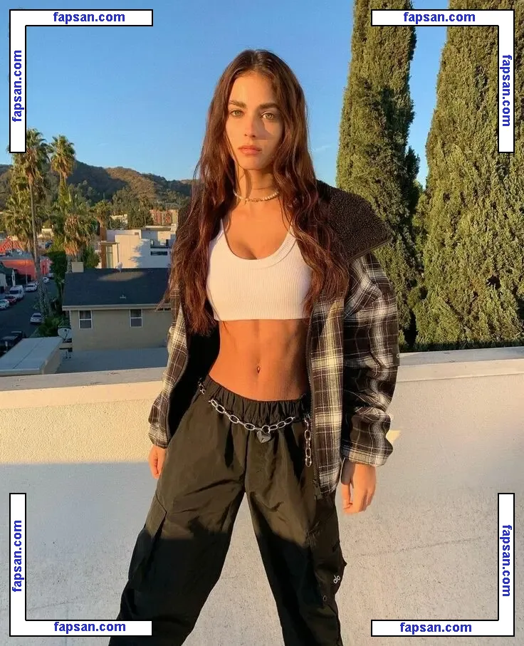 Elisha & Renee Herbert голая фото #0270 с Онлифанс