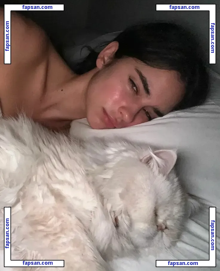 Elisha & Renee Herbert голая фото #0285 с Онлифанс