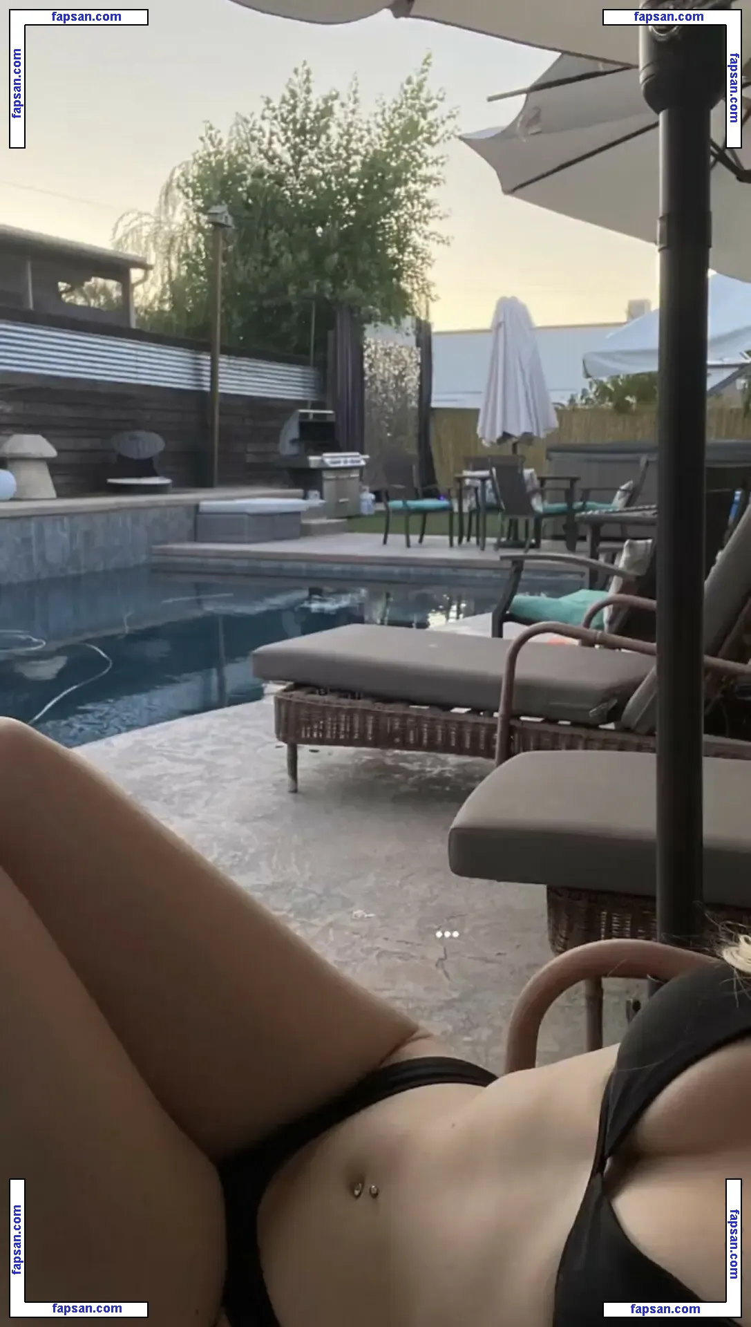 Elissa Beck nude photo #0003 from OnlyFans