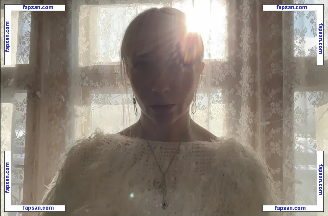 Elita Harkov nude photo #0062 from OnlyFans