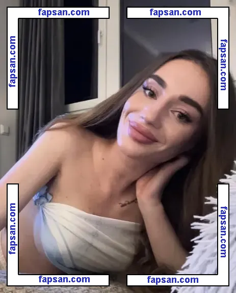 elivilimiss nude photo #0004 from OnlyFans