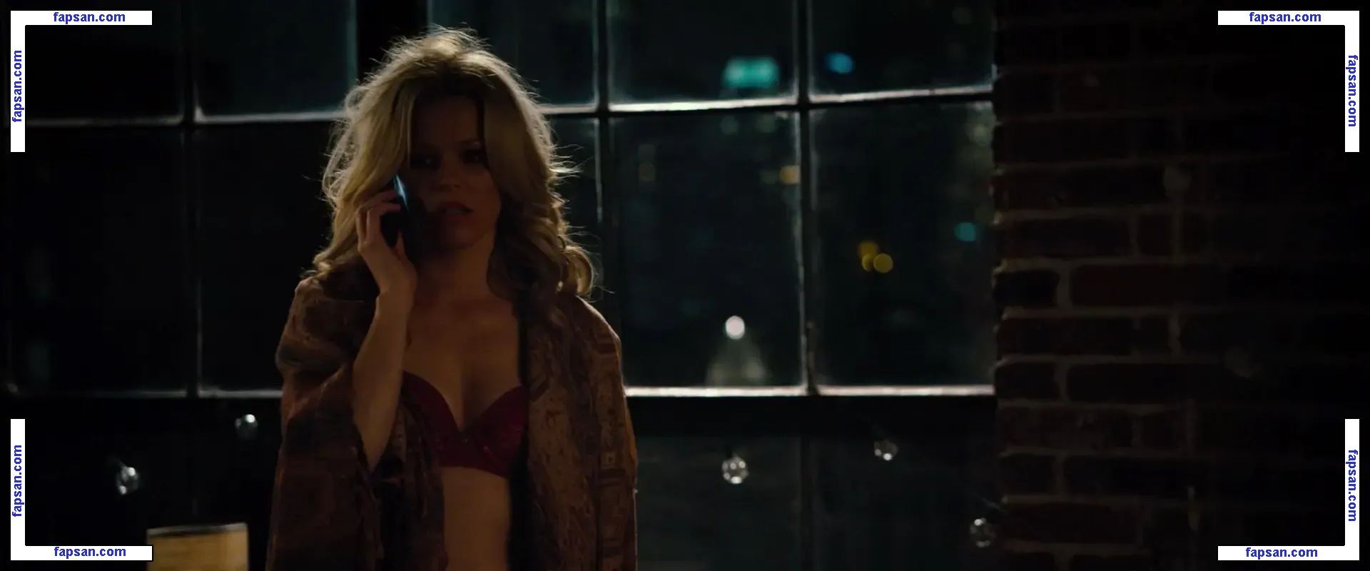 Elizabeth Banks nude photo #0115 from OnlyFans