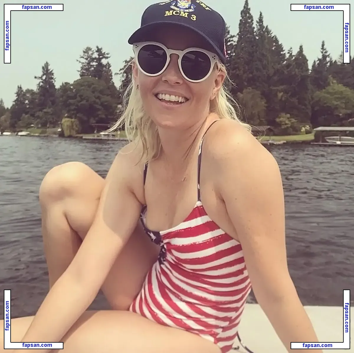 Elizabeth Banks nude photo #0329 from OnlyFans
