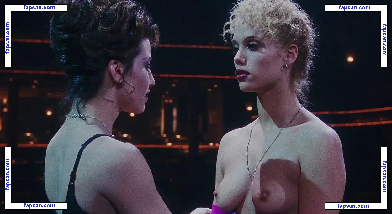 Elizabeth Berkley голая фото #0060 с Онлифанс