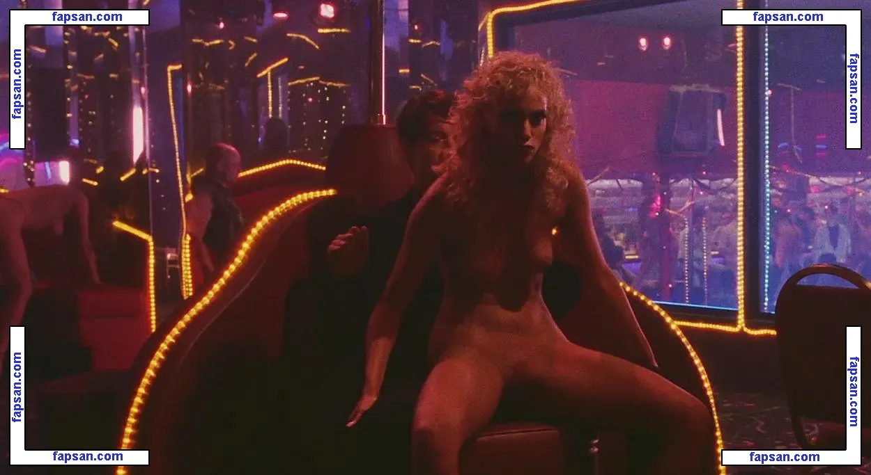 Elizabeth Berkley голая фото #0065 с Онлифанс