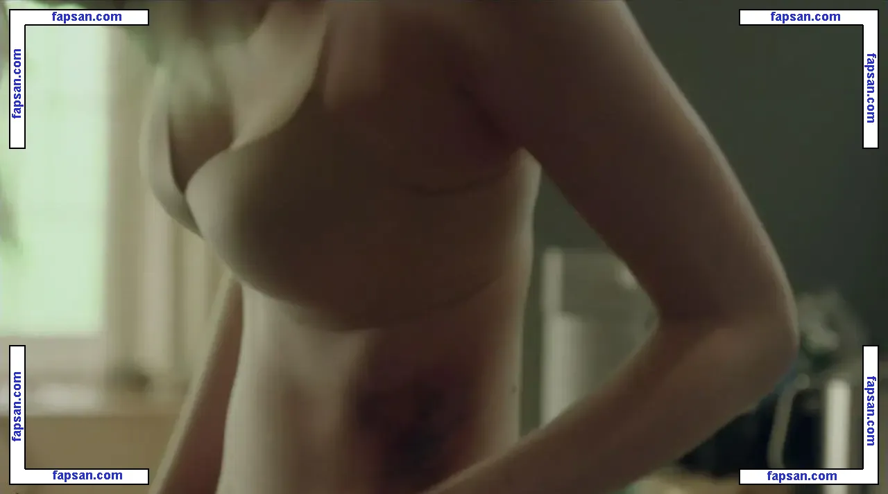 Elizabeth Debicki nude photo #0047 from OnlyFans
