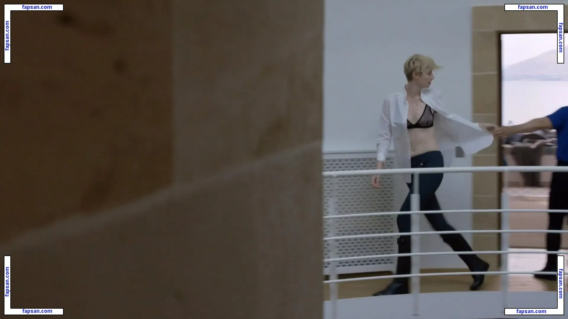 Elizabeth Debicki nude photo #0097 from OnlyFans