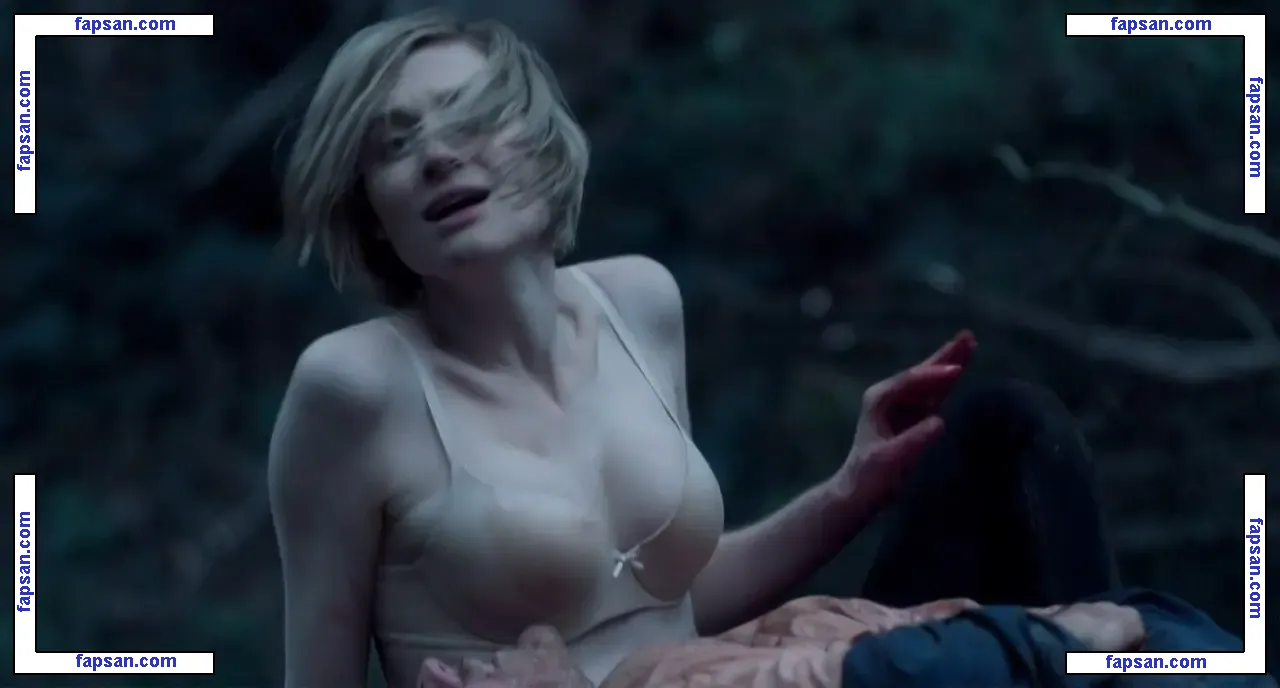 Elizabeth Debicki nude photo #0098 from OnlyFans