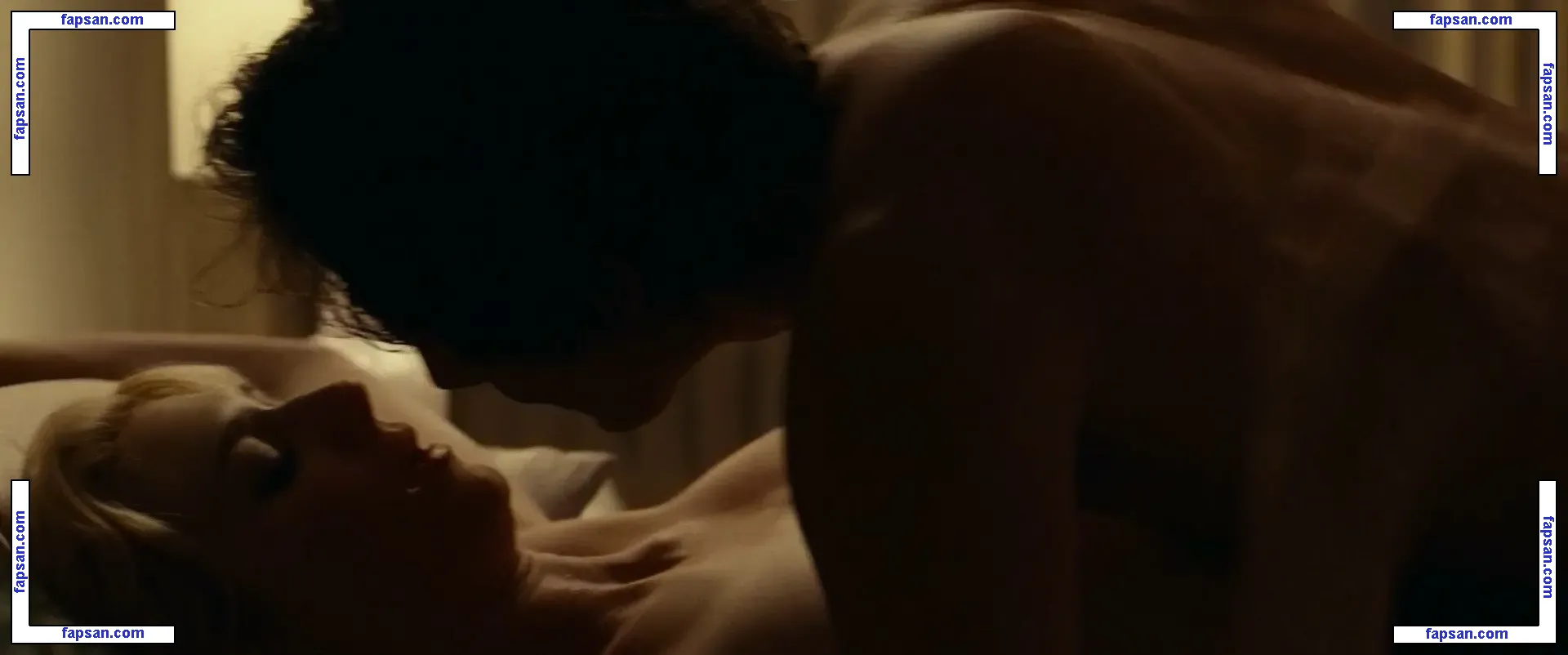 Elizabeth Debicki nude photo #0123 from OnlyFans