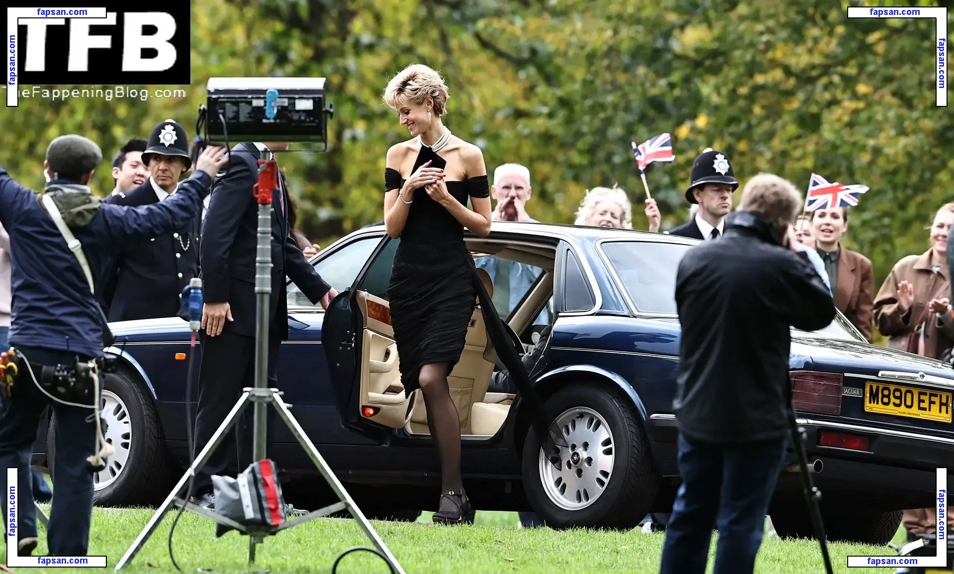 Elizabeth Debicki nude photo #0139 from OnlyFans