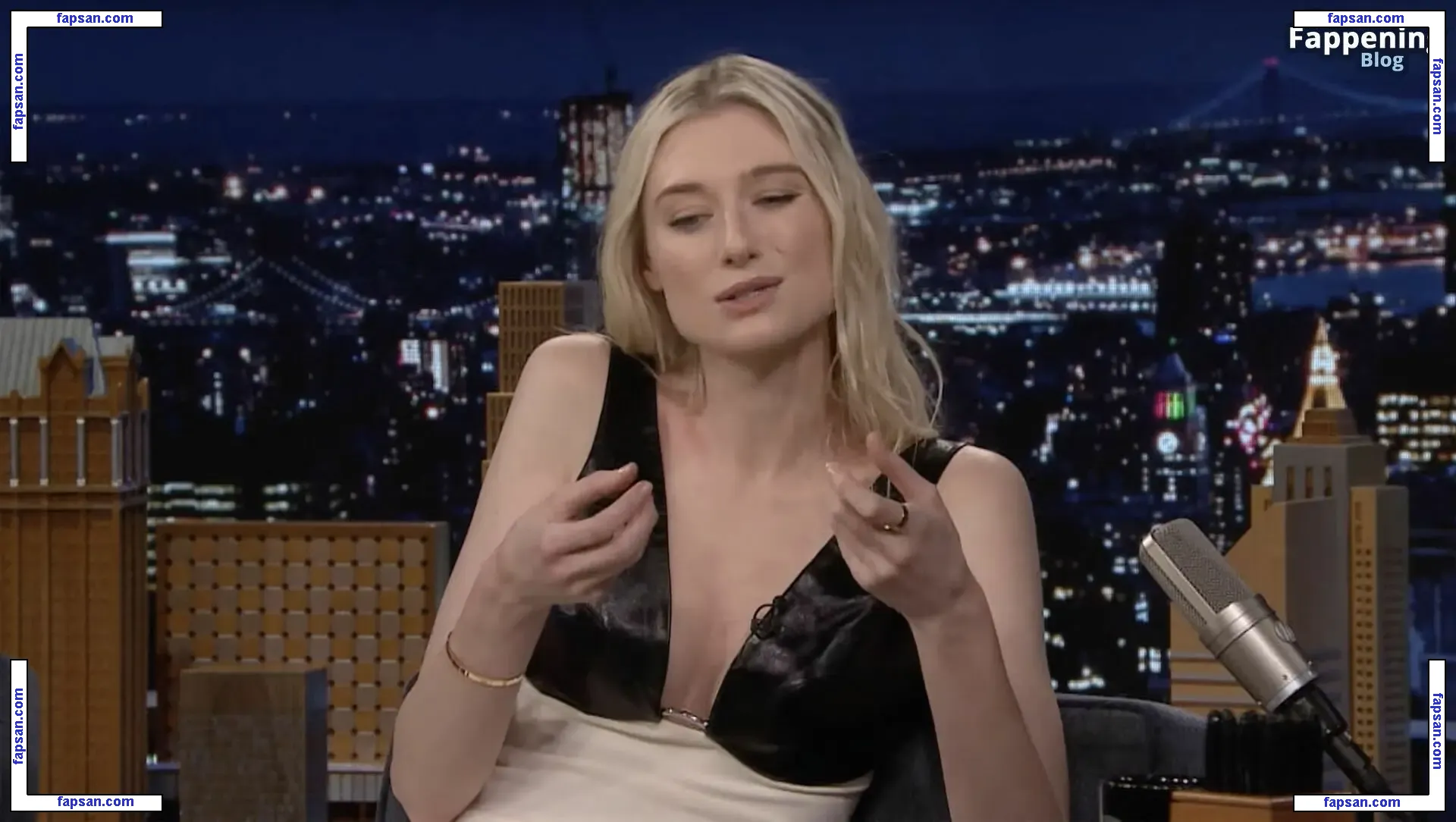 Elizabeth Debicki nude photo #0198 from OnlyFans