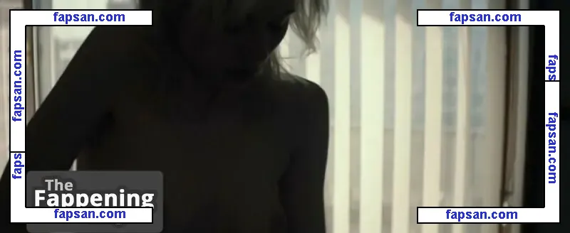 Elizabeth Debicki nude photo #0241 from OnlyFans