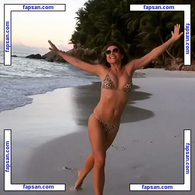 Elizabeth Hurley голая фото #0231 с Онлифанс