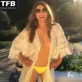 Elizabeth Hurley голая #0832