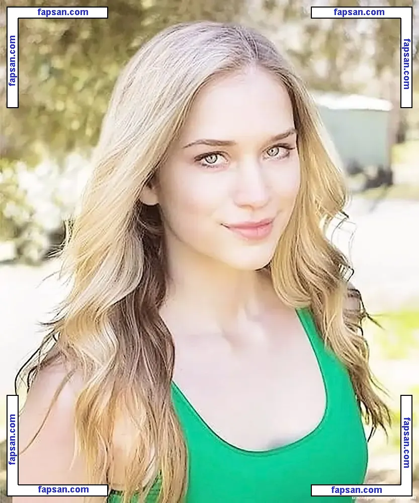 Elizabeth Lail / elizabethlail голая фото #0062 с Онлифанс