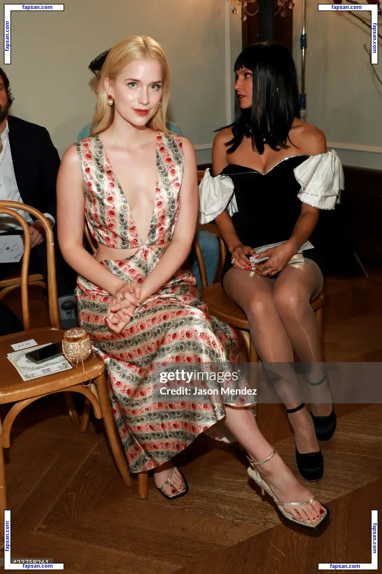 Elizabeth Lail nude photo #0141 from OnlyFans