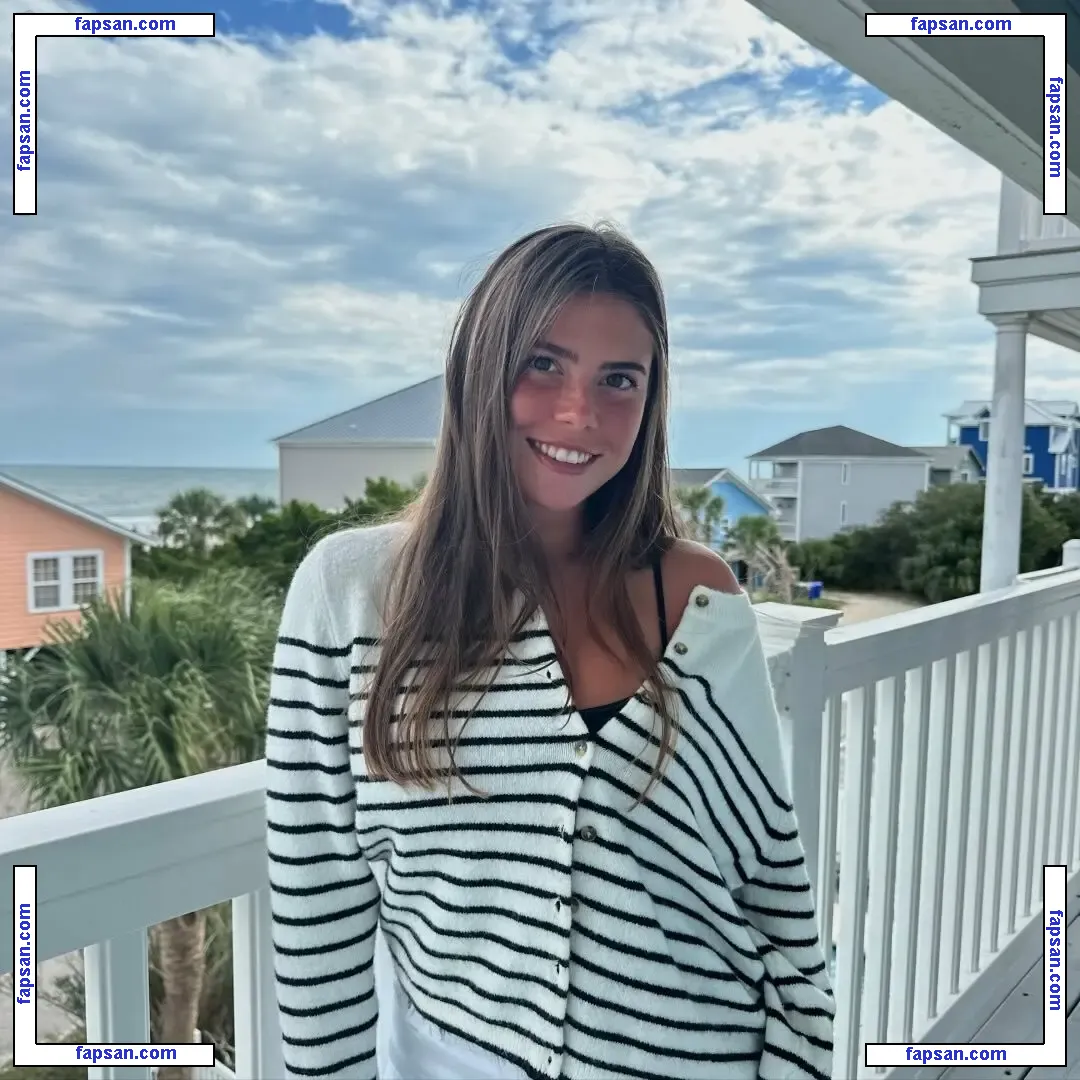 Elizabeth Levesque голая фото #0012 с Онлифанс