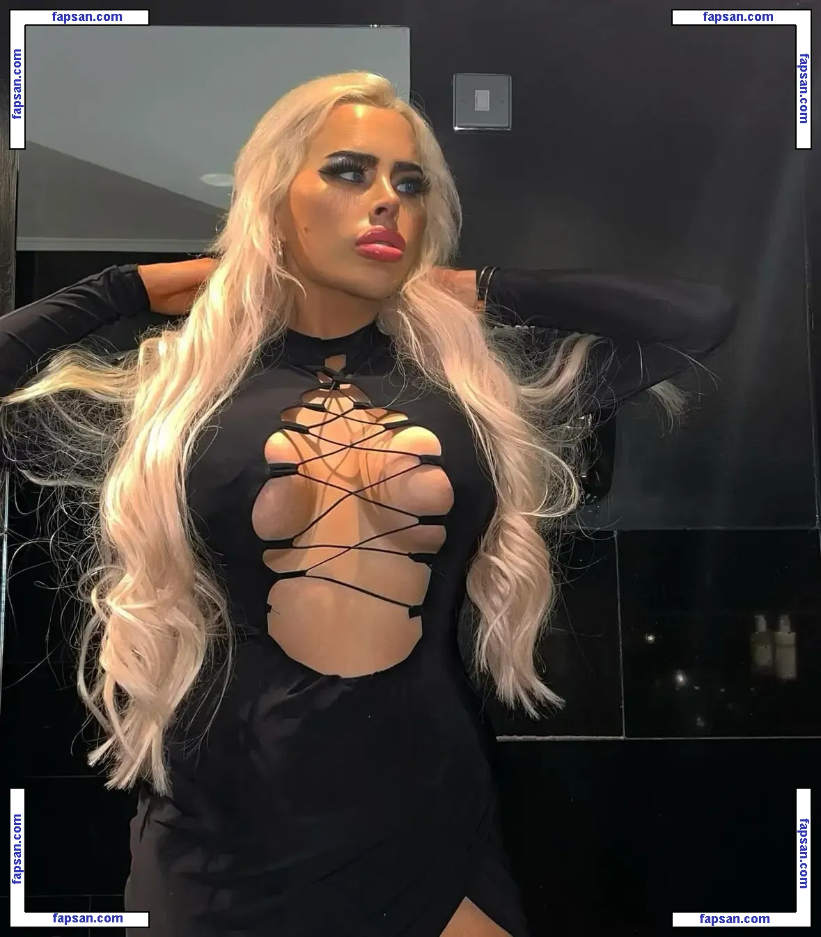 Elizabeth Lou nude photo #0005 from OnlyFans