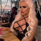 Elizabeth Lou nude #0001