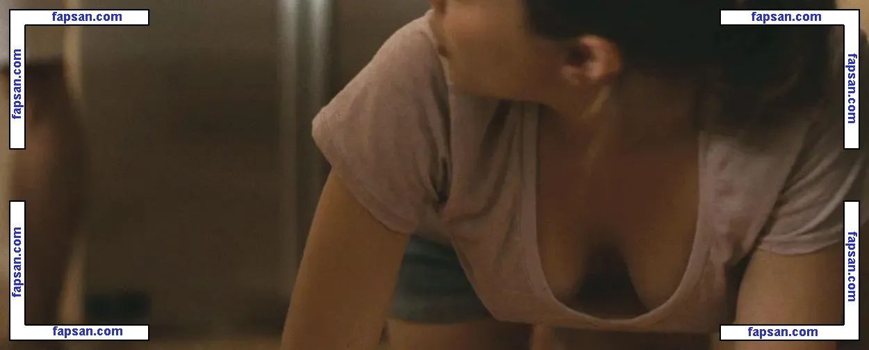 Elizabeth Olsen nude photo #0319 from OnlyFans