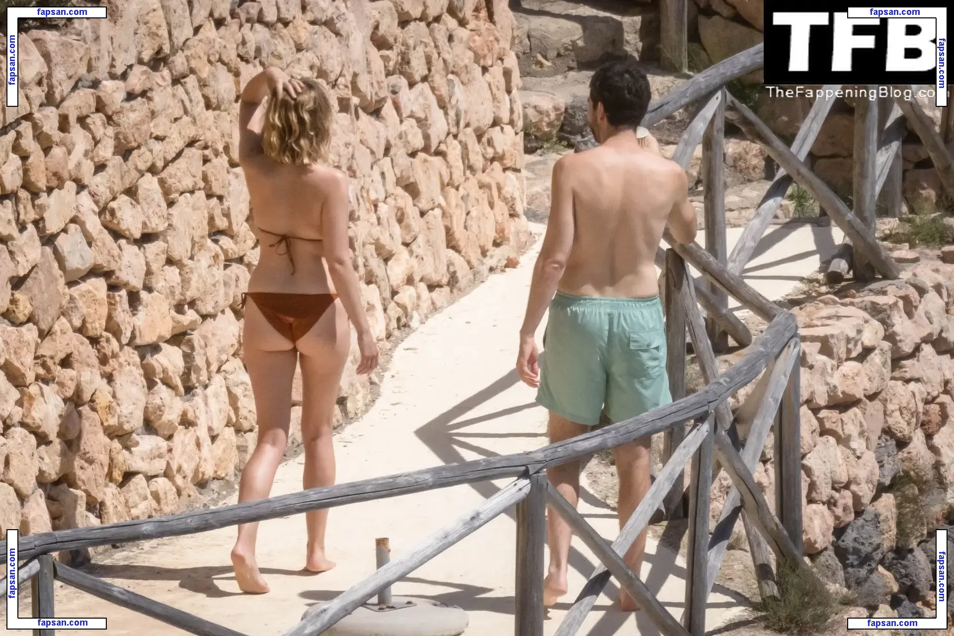 Elizabeth Olsen nude photo #0700 from OnlyFans