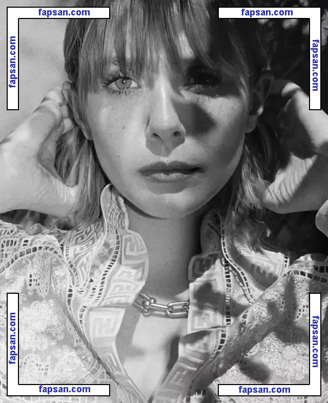 Elizabeth Olsen nude photo #0794 from OnlyFans