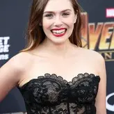 Elizabeth Olsen голая #0062