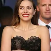 Elizabeth Olsen голая #0093