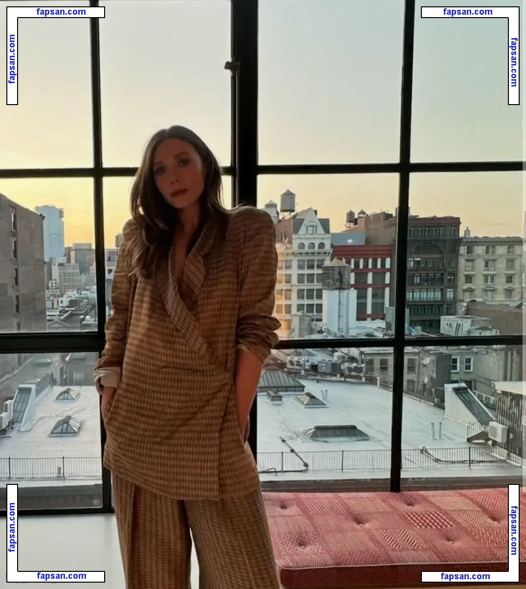 Elizabeth Olsen / elizabetholsendaily / lizabeth_olsen nude photo #1376 from OnlyFans