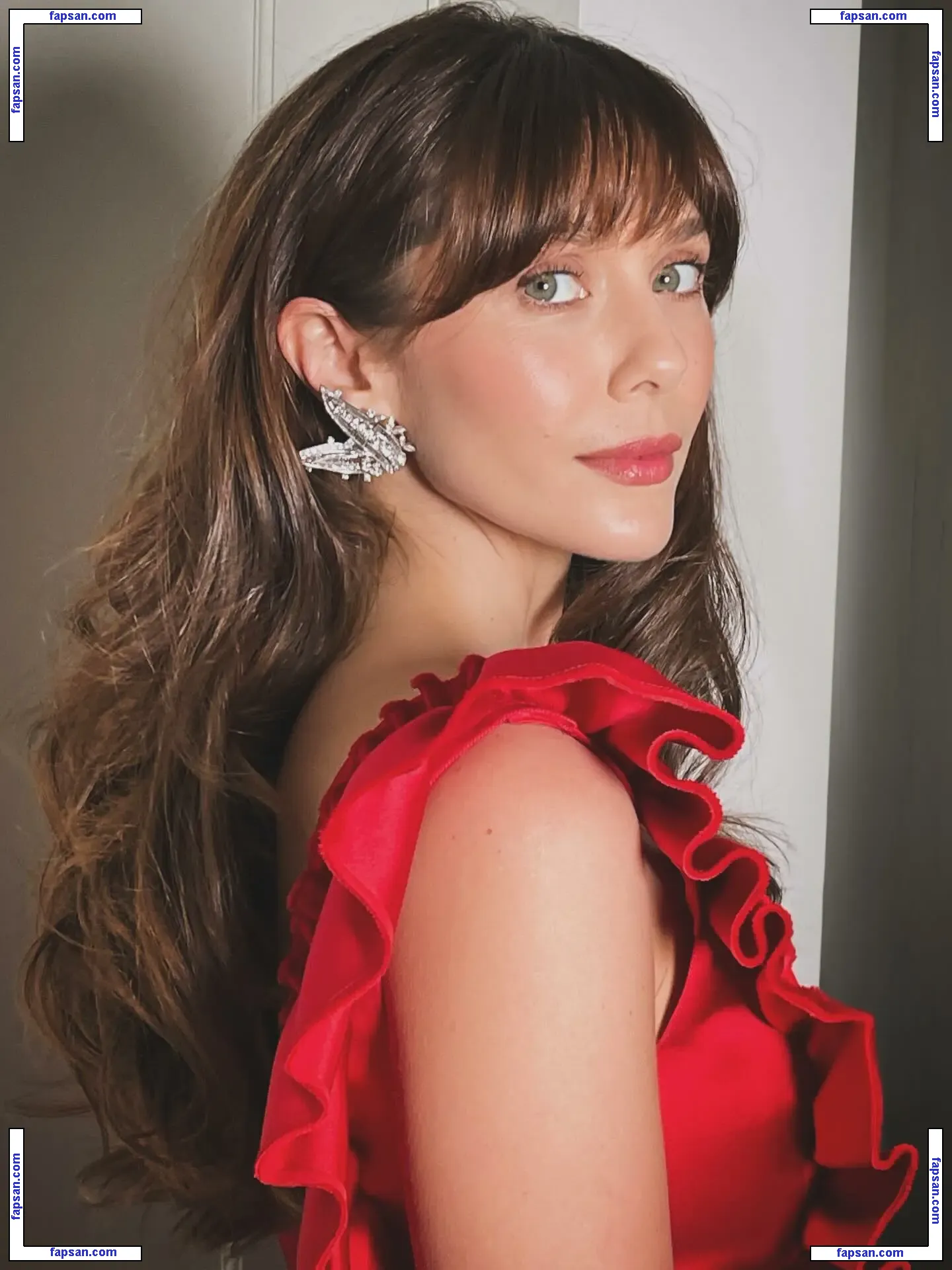 Elizabeth Olsen голая фото #1662 с Онлифанс