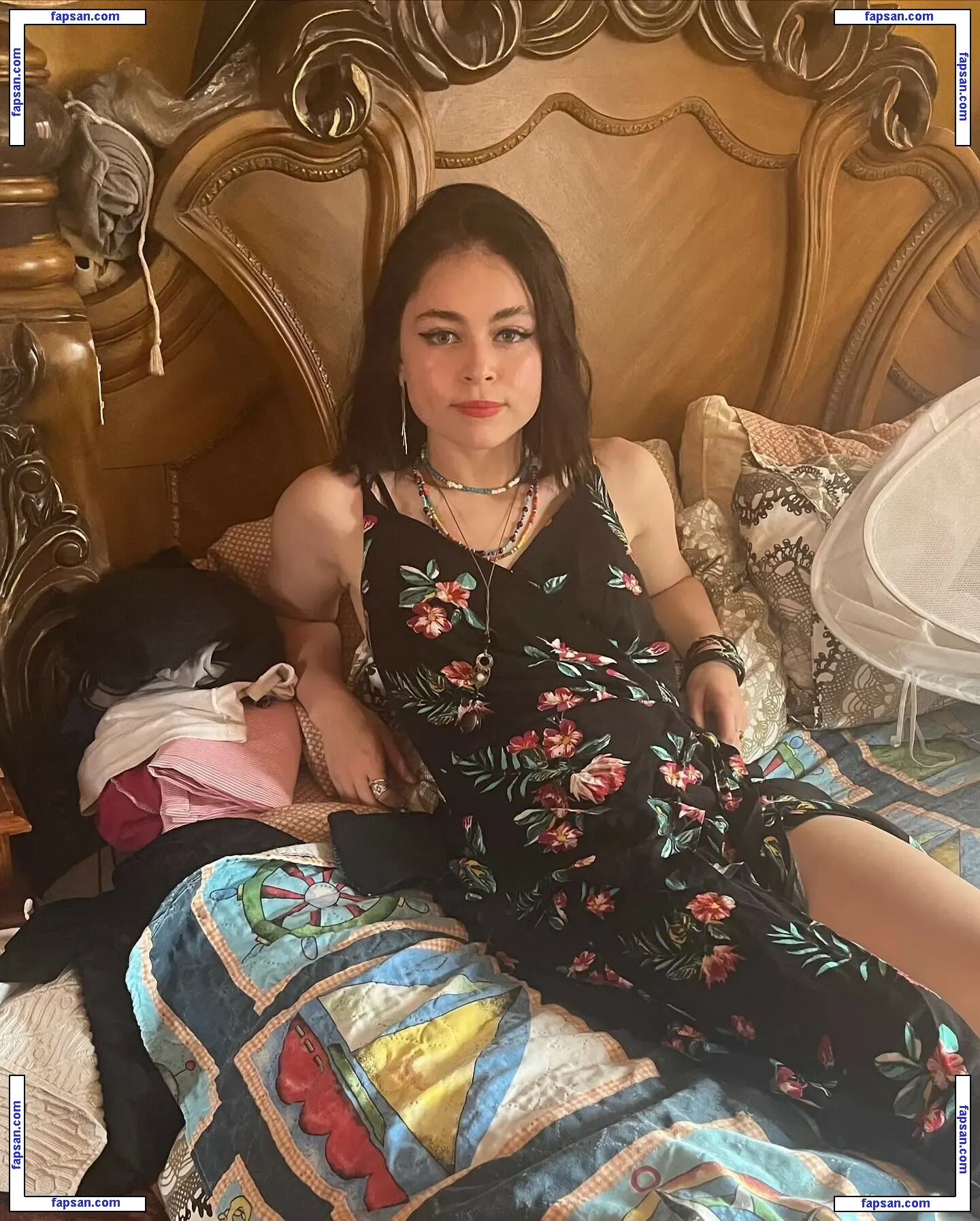 Elizabeth Reynoso голая фото #0003 с Онлифанс