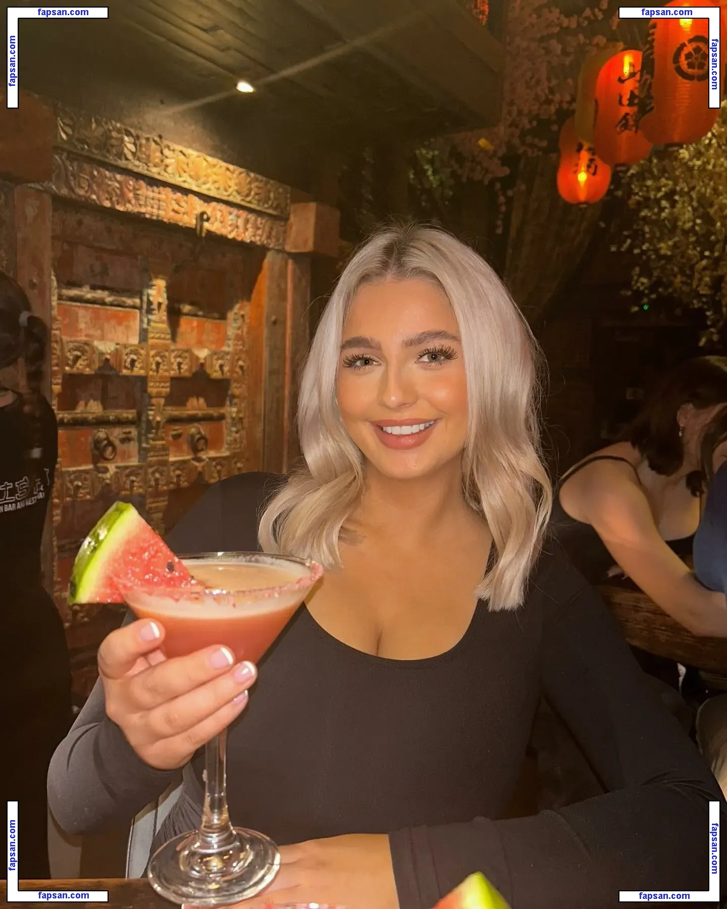 Elizabeth Taylor nude photo #0109 from OnlyFans