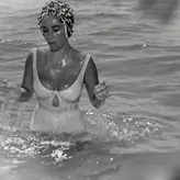 Elizabeth Taylor nude #0016