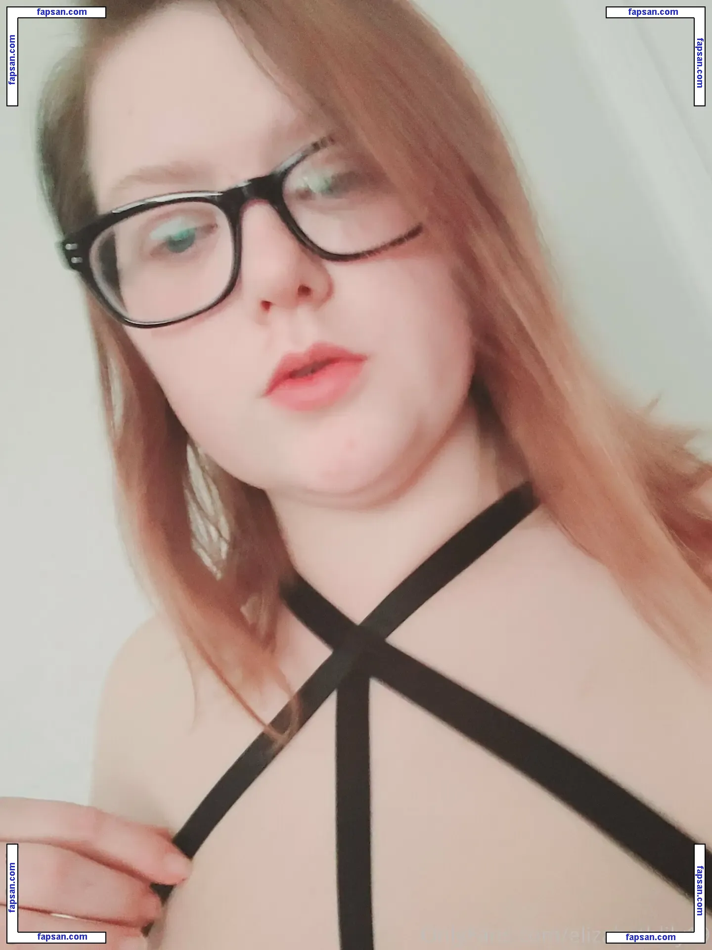 elizabethlily19 nude photo #0035 from OnlyFans