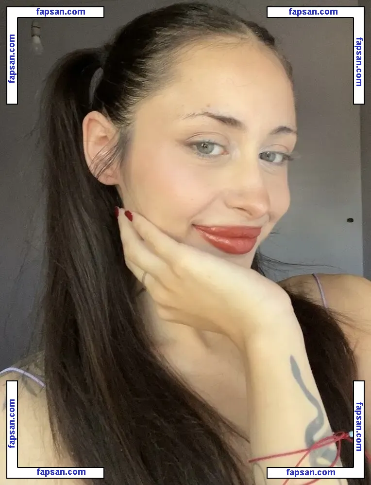 elizabethlynn2005 nude photo #0001 from OnlyFans
