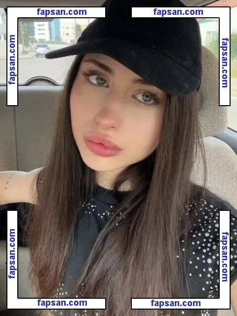 elizabethlynn2005 nude photo #0002 from OnlyFans