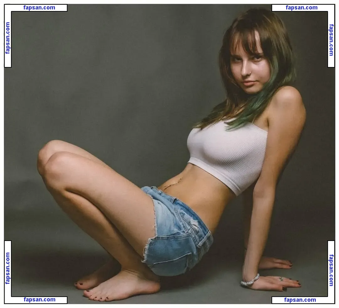 elizxaq nude photo #0029 from OnlyFans