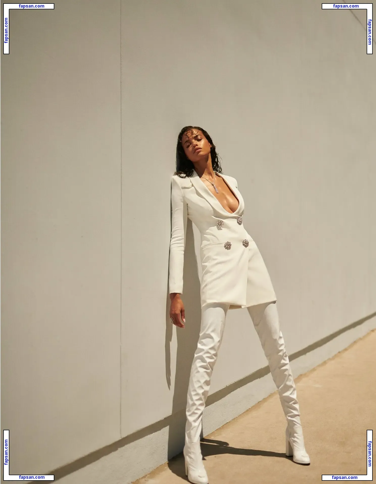 Ella Balinska голая фото #0401 с Онлифанс