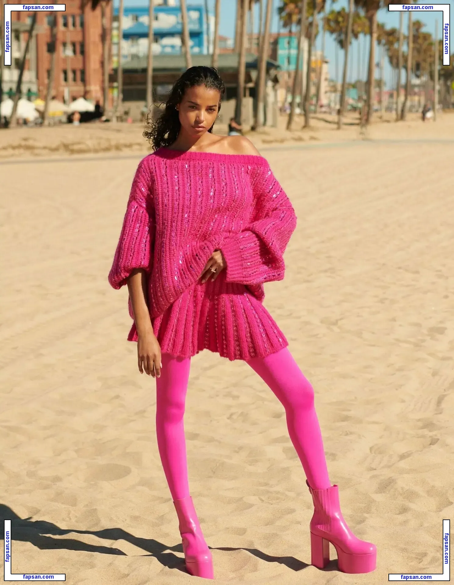 Ella Balinska голая фото #0417 с Онлифанс