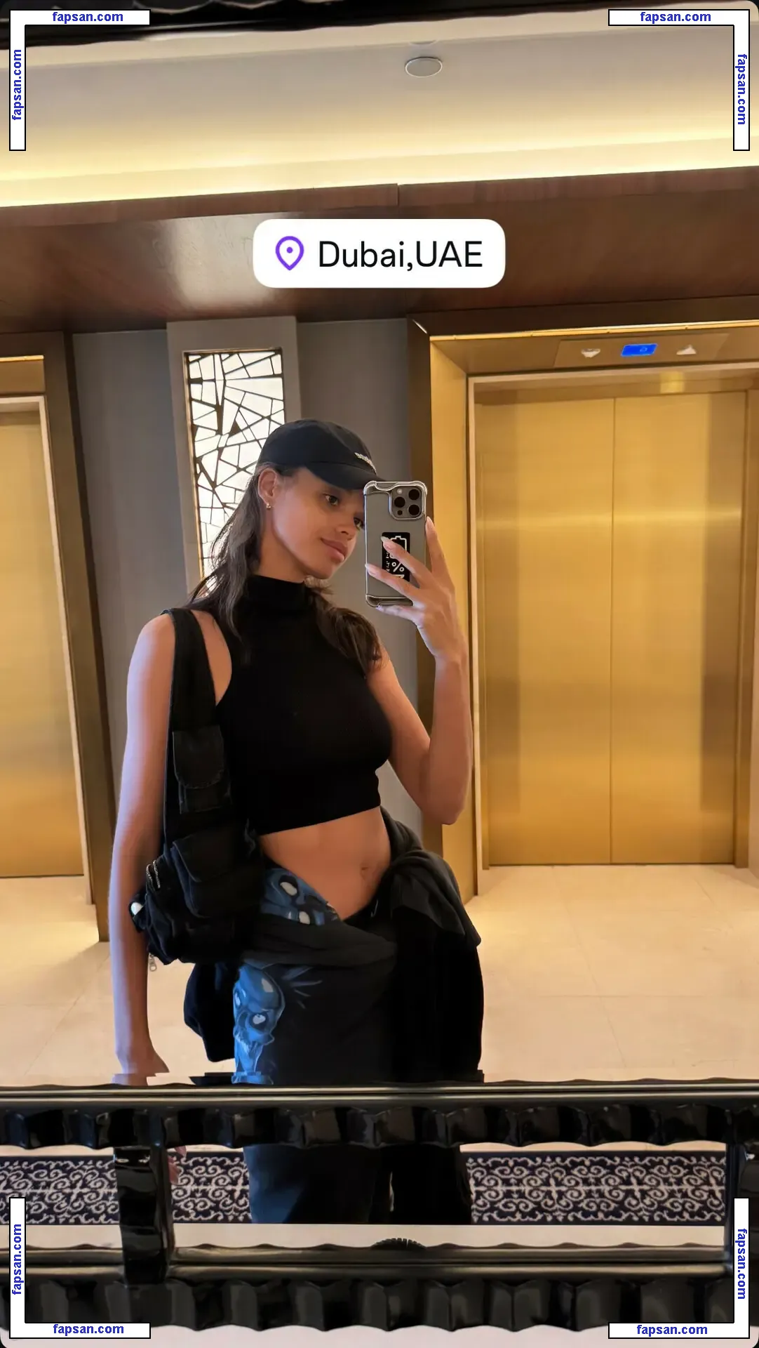 Ella Balinska голая фото #0436 с Онлифанс