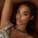 Ella Balinska голая #0402