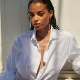 Ella Balinska голая #0409