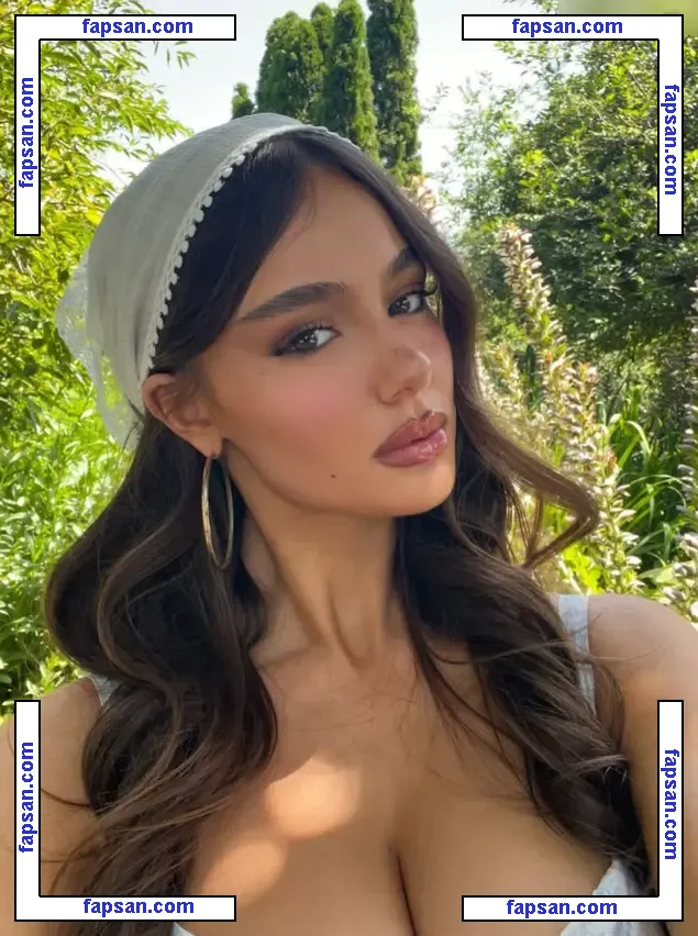 Ella Cervetto nude photo #0816 from OnlyFans